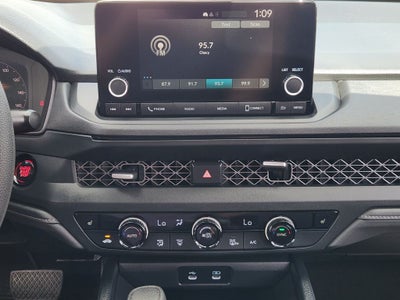 2025 Honda Accord SE