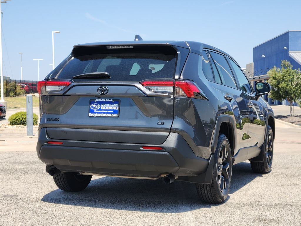 2023 Toyota RAV4 LE