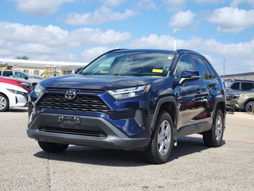 2022 Toyota RAV4 XLE