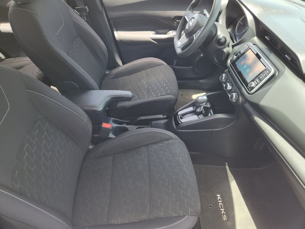 2022 Nissan Kicks S