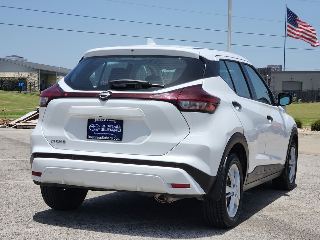 2022 Nissan Kicks S