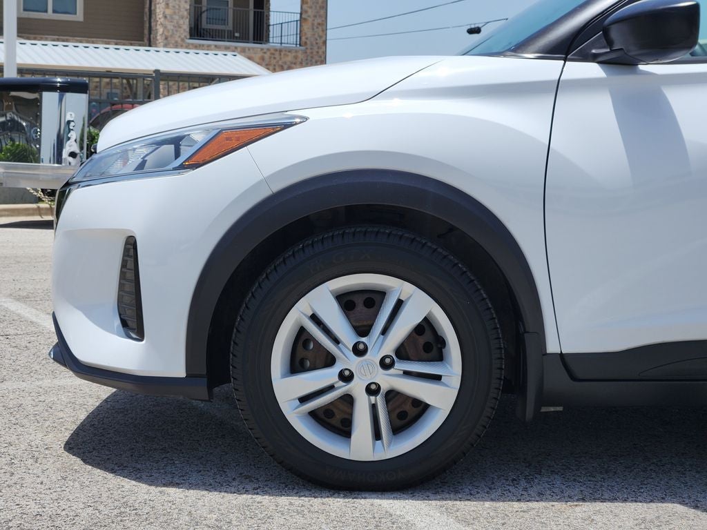 2022 Nissan Kicks S