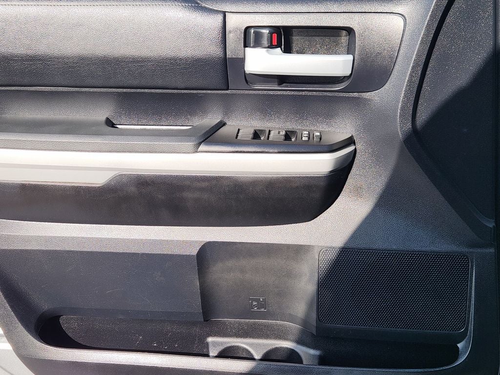 2018 Toyota Tundra SR5