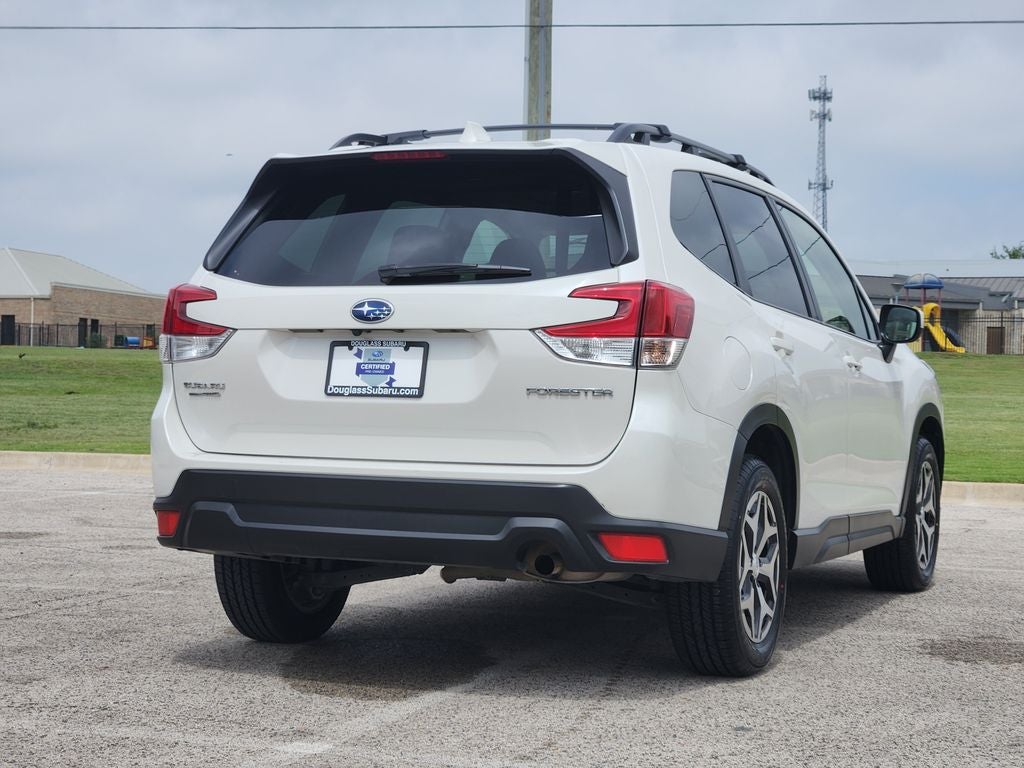 2022 Subaru Forester Premium