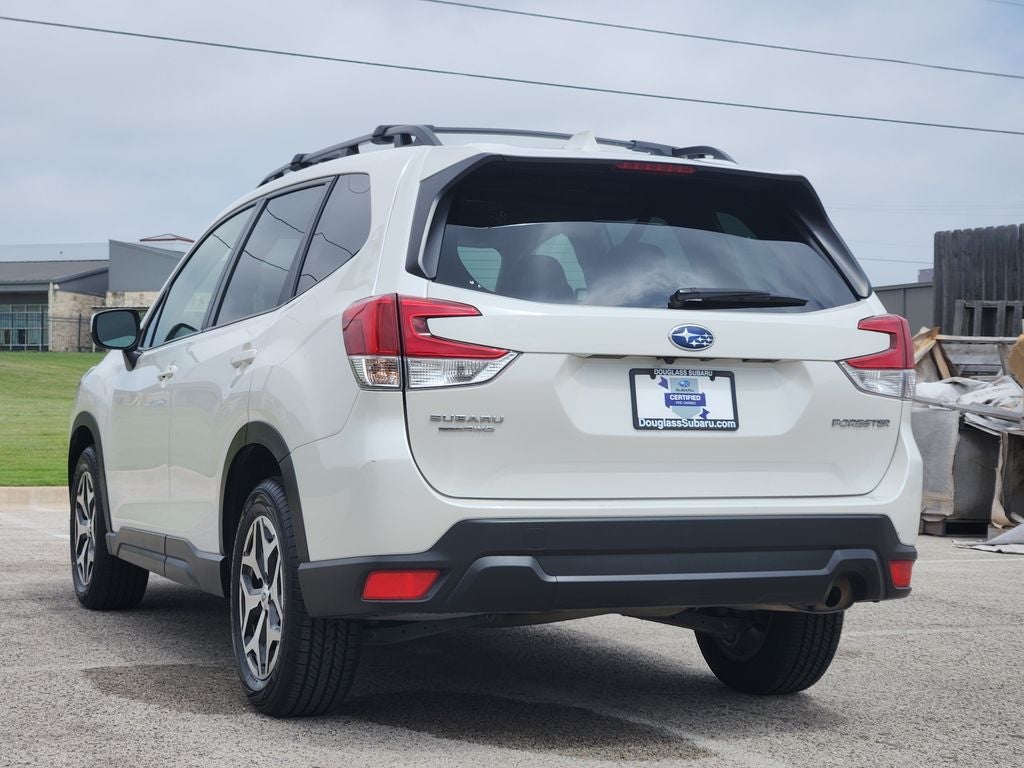 2022 Subaru Forester Premium