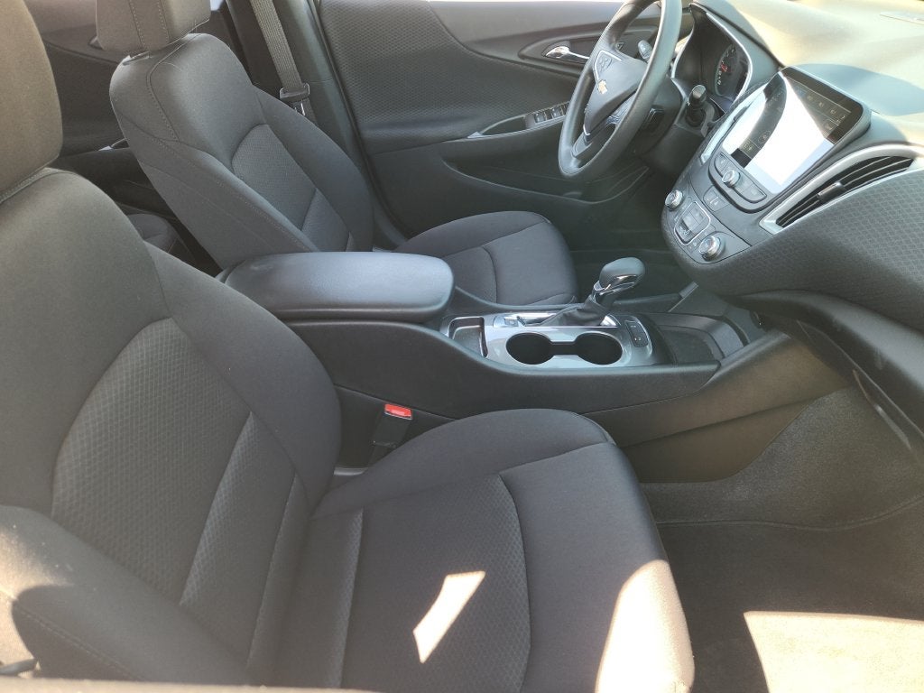 2025 Chevrolet Malibu LS 1LS