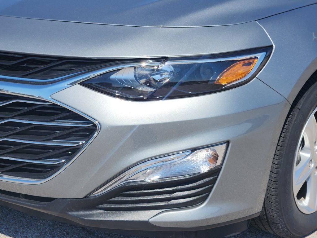 2025 Chevrolet Malibu LS 1LS