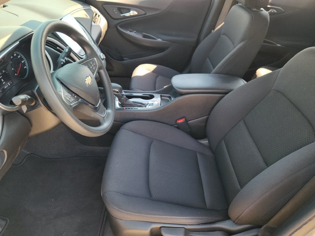 2025 Chevrolet Malibu LS 1LS