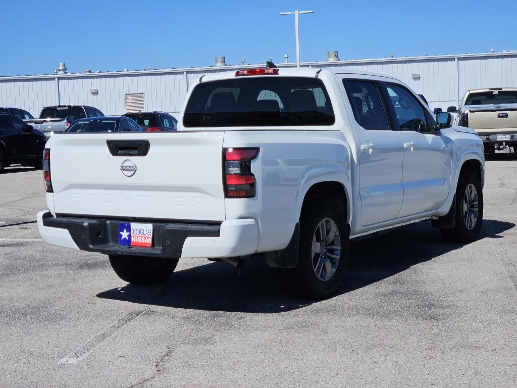 2025 Nissan Frontier SV