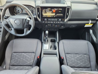 2025 Nissan Frontier SV