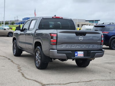 2025 Nissan Frontier SV
