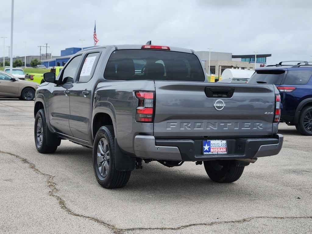 2025 Nissan Frontier SV