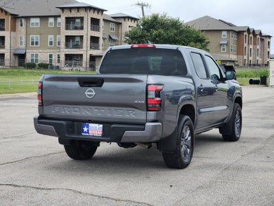 2025 Nissan Frontier SV