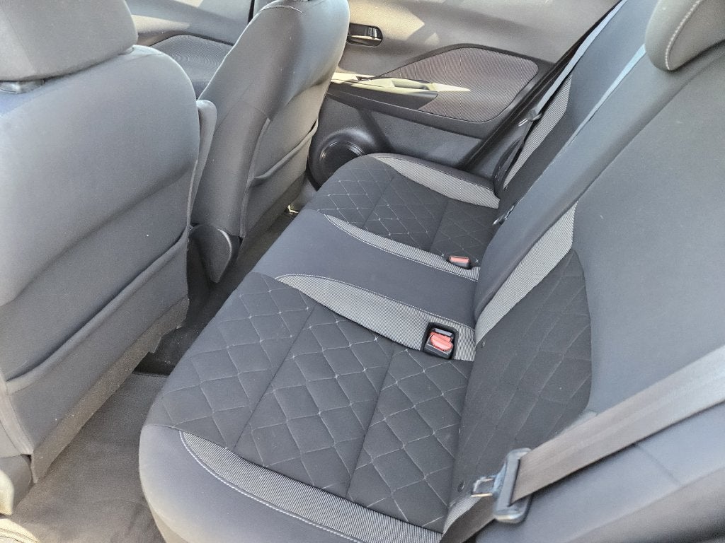 2019 Nissan Kicks S