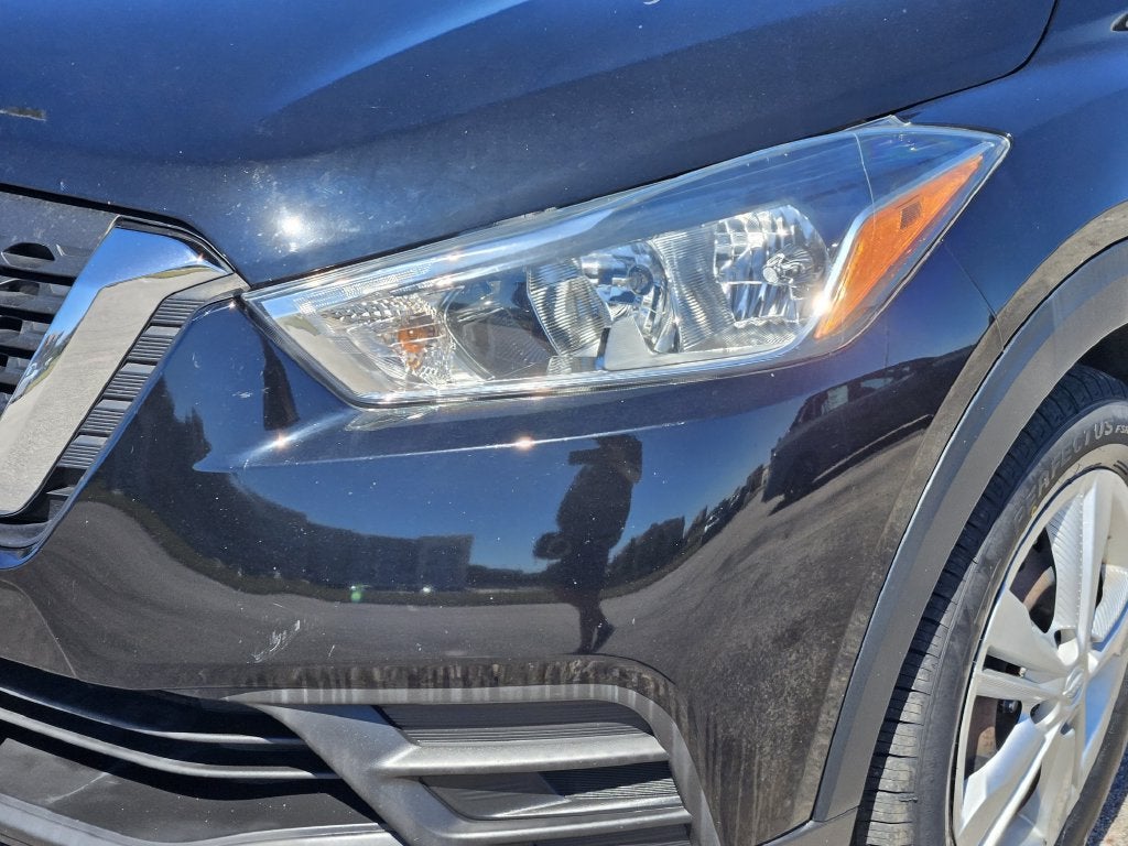 2019 Nissan Kicks S