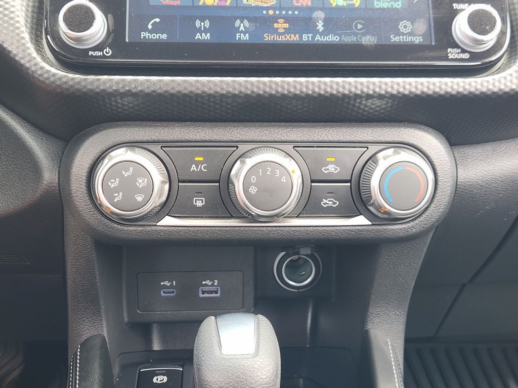 2024 Nissan Kicks SV