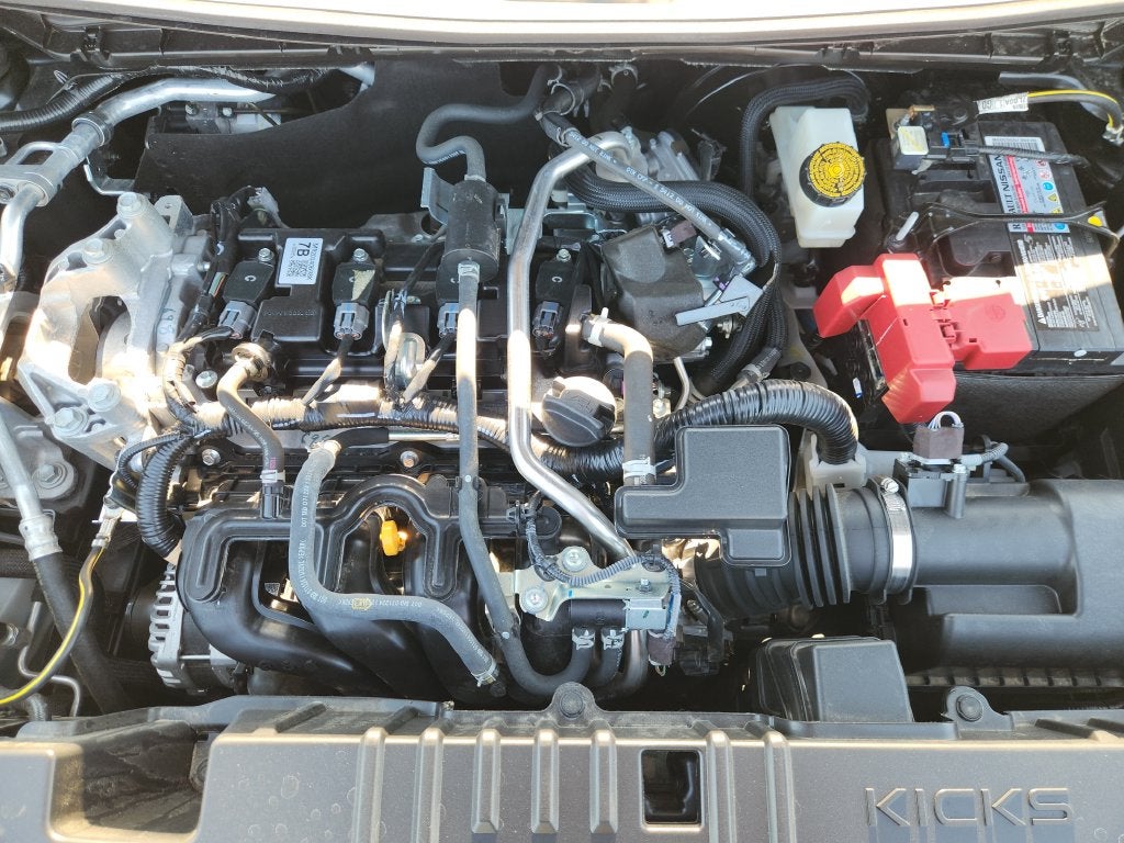 2025 Nissan Kicks SV