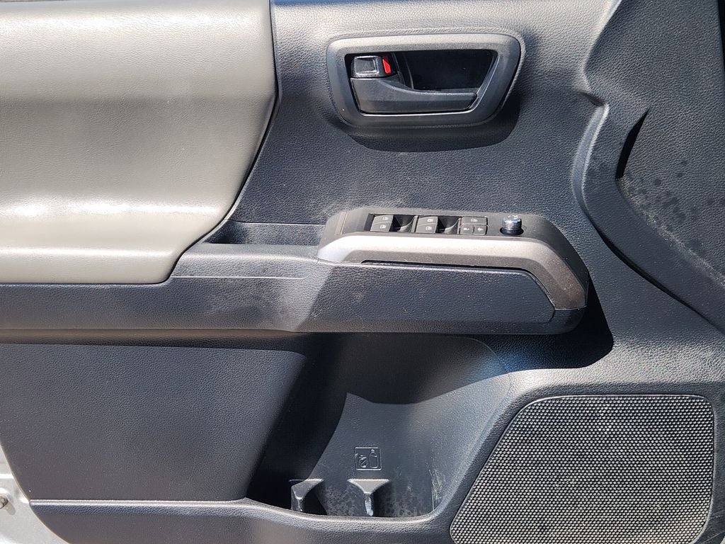 2018 Toyota Tacoma SR5 V6
