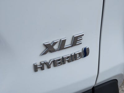 2022 Toyota RAV4 Hybrid XLE