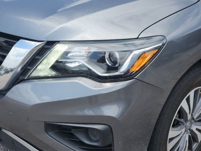 2020 Nissan Pathfinder S