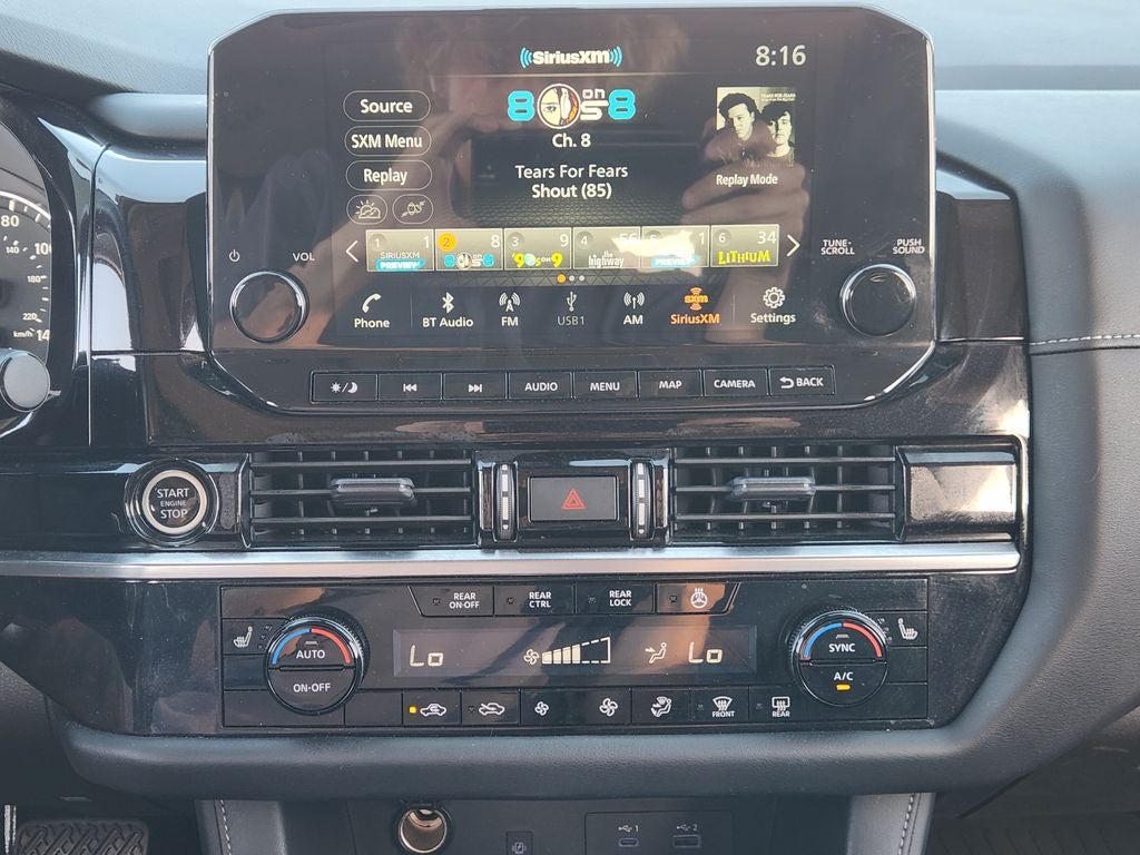 2024 Nissan Pathfinder SL