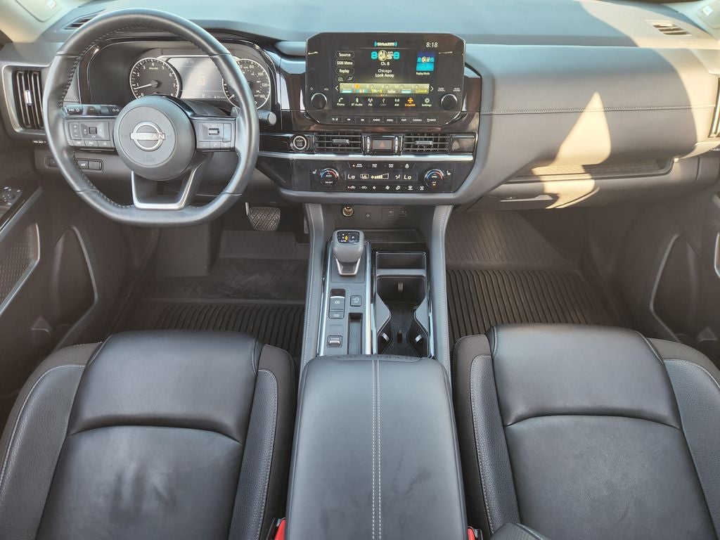 2024 Nissan Pathfinder SL