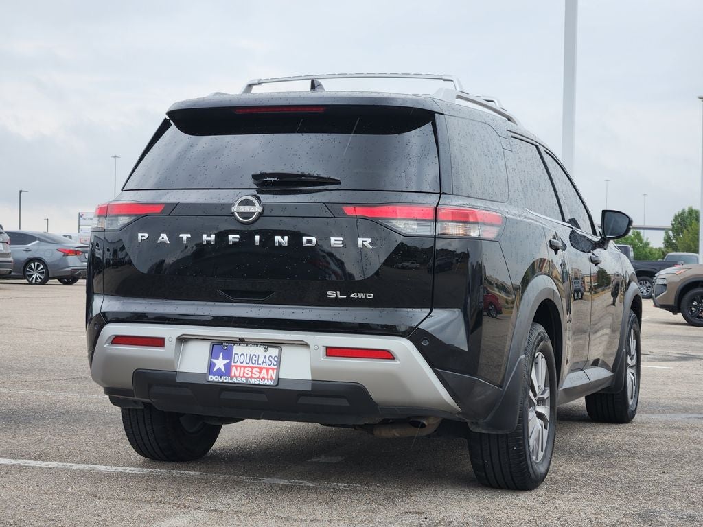 2023 Nissan Pathfinder SL