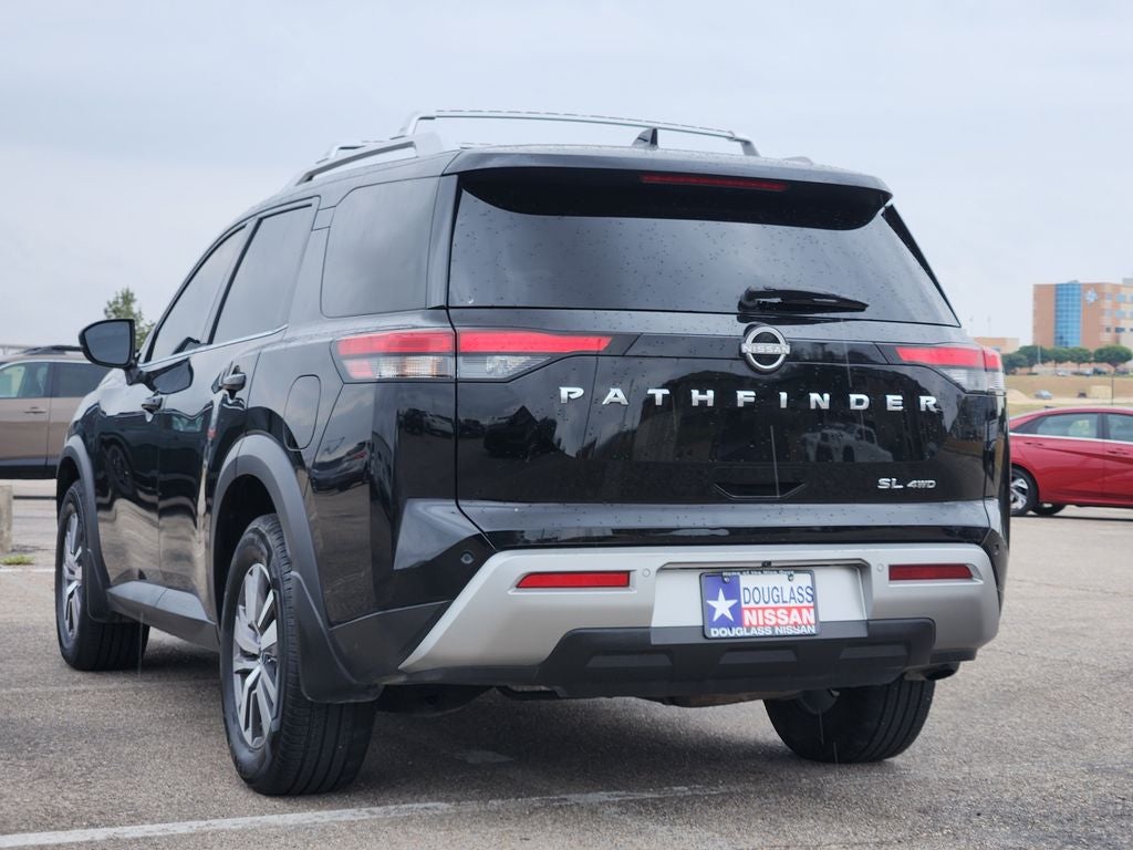 2023 Nissan Pathfinder SL