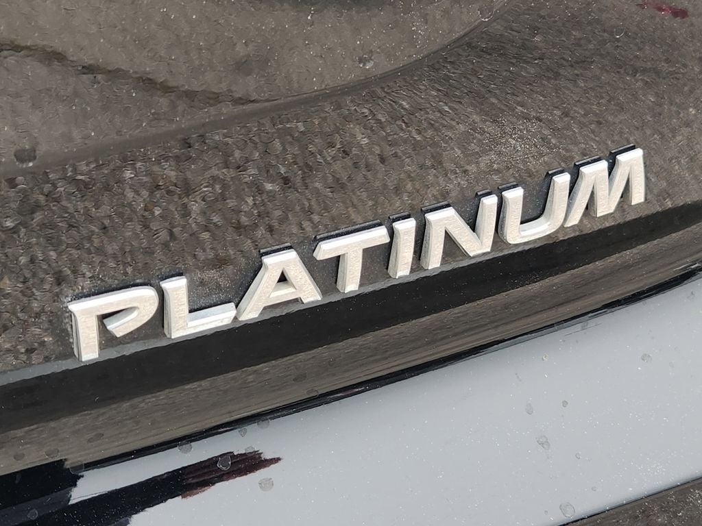 2024 Nissan Pathfinder Platinum