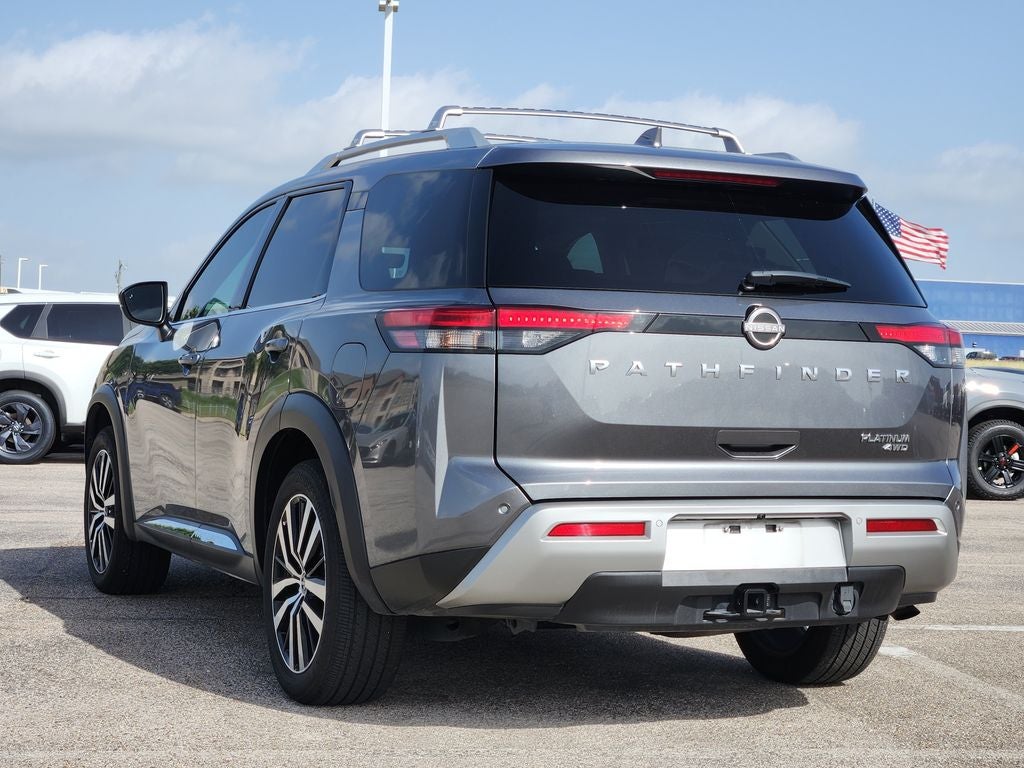 2023 Nissan Pathfinder Platinum