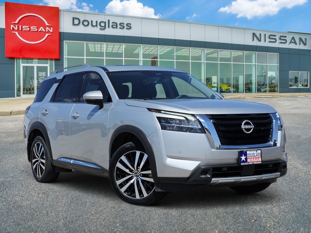 2024 Nissan Pathfinder Platinum