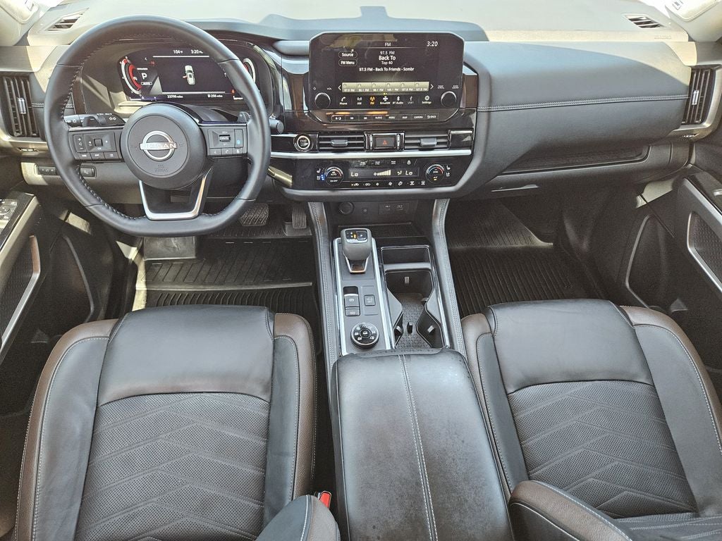 2024 Nissan Pathfinder Platinum