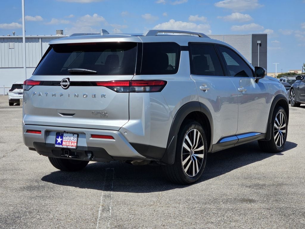 2024 Nissan Pathfinder Platinum