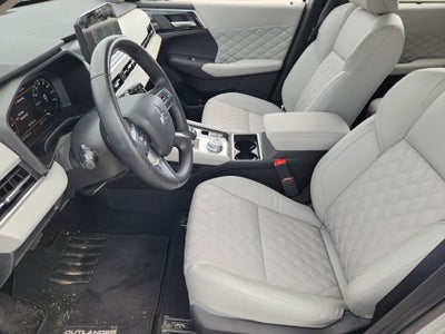 2024 Mitsubishi Outlander SEL