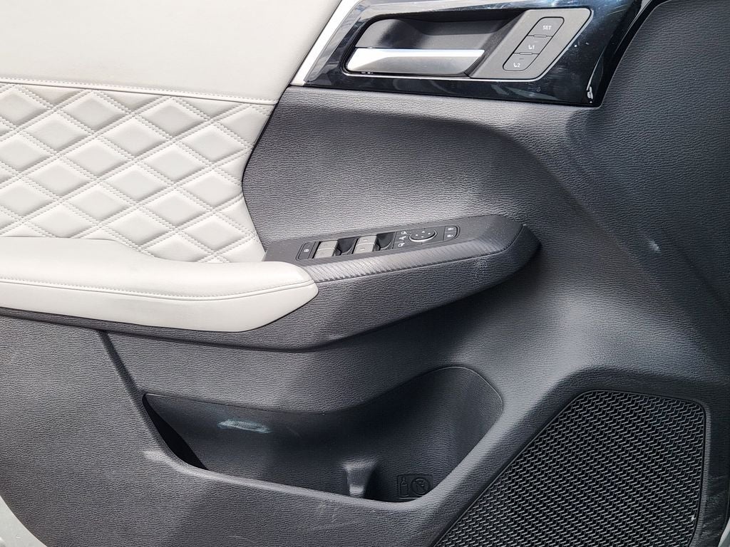 2024 Mitsubishi Outlander SEL
