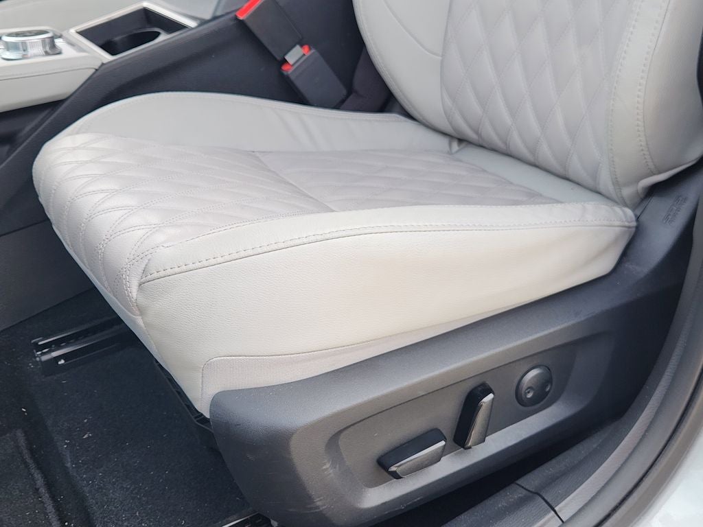 2024 Mitsubishi Outlander SEL