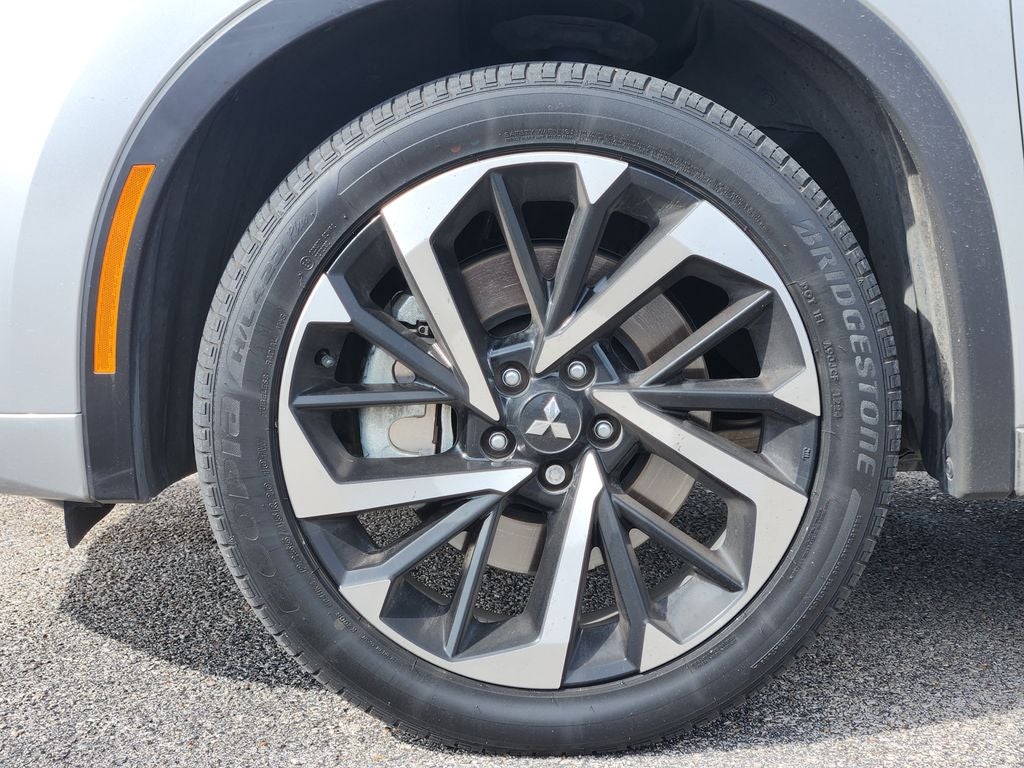 2024 Mitsubishi Outlander SEL