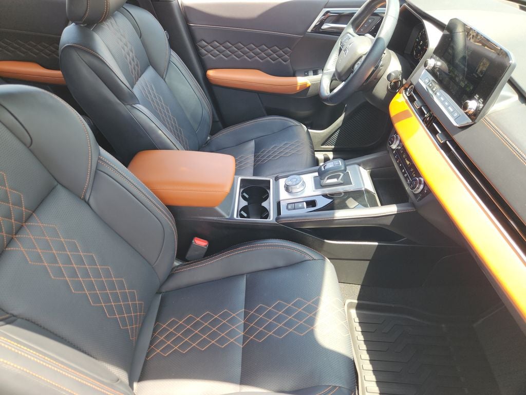 2024 Mitsubishi Outlander SEL