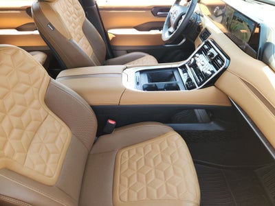 2025 Nissan Armada Platinum Reserve
