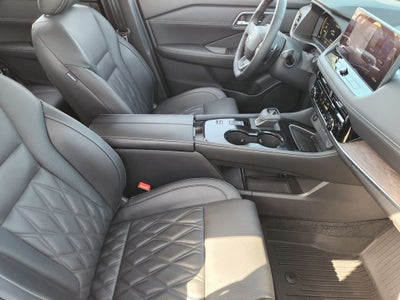 2025 Nissan Rogue Platinum