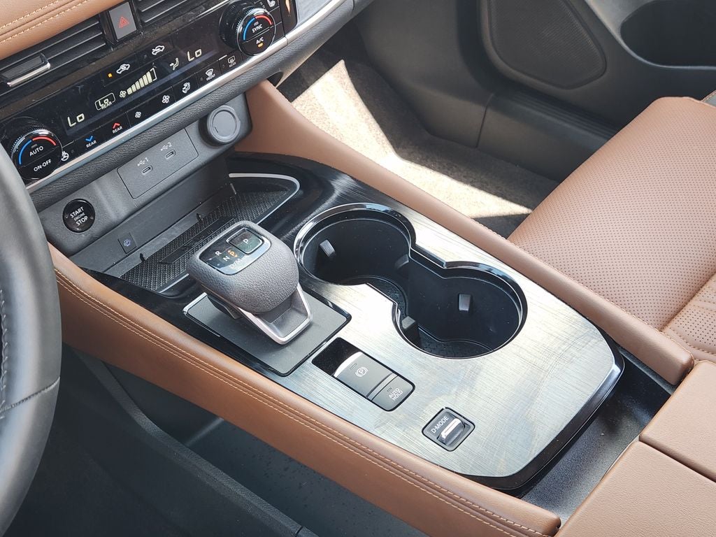 2025 Nissan Rogue Platinum