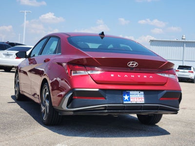 2025 Hyundai Elantra SEL Convenience