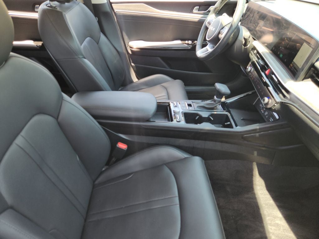 2025 Kia K5 EX