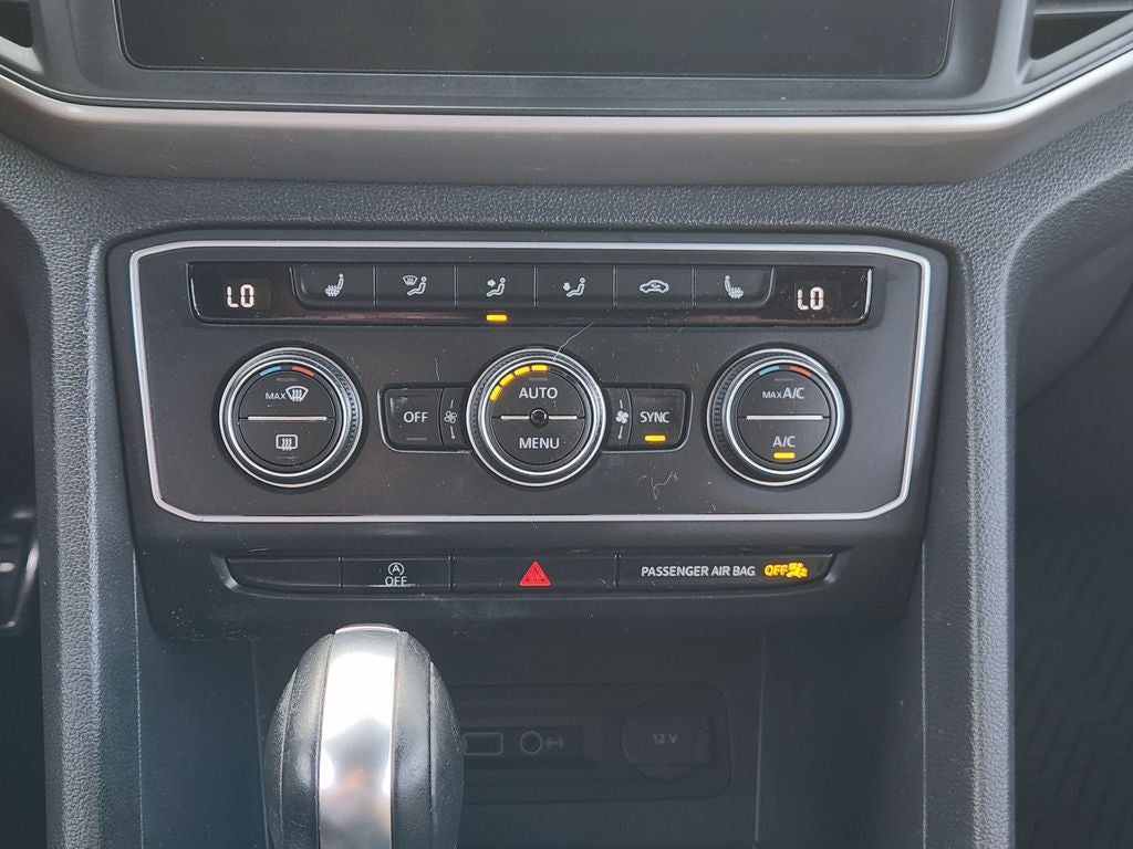 2020 Volkswagen Atlas Cross Sport 3.6L V6 SE w/Technology R-Line 4Motion
