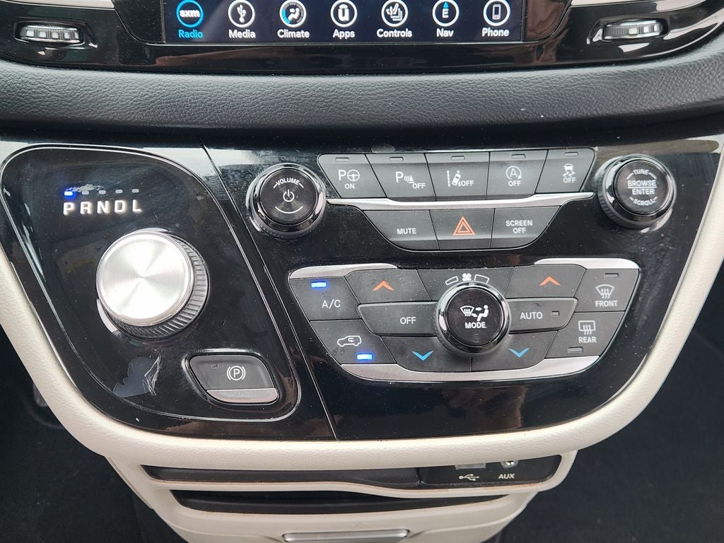 2019 Chrysler Pacifica Touring L