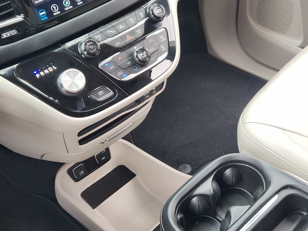 2019 Chrysler Pacifica Touring L