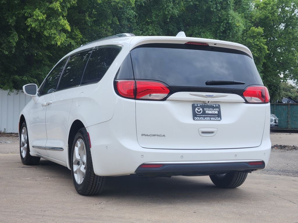 2019 Chrysler Pacifica Touring L