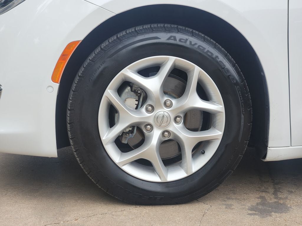 2019 Chrysler Pacifica Touring L