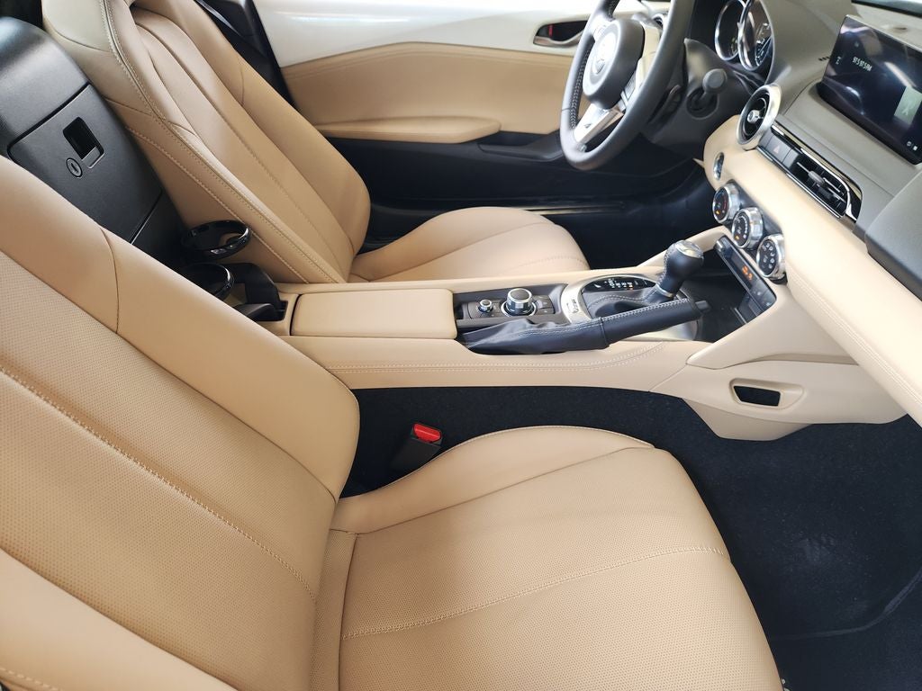 2026 Mazda Mazda MX-5 Miata RF Grand Touring