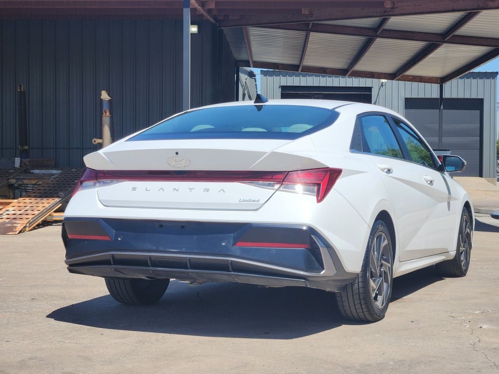 2024 Hyundai Elantra Limited